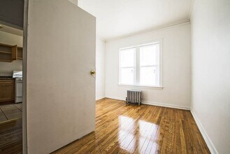 4815-23 W Cortez St Chicago, IL 60651 in Chicago, IL - Building Photo - Building Photo