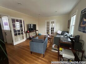 100 Hillside St, Unit 2 in Boston, MA - Building Photo