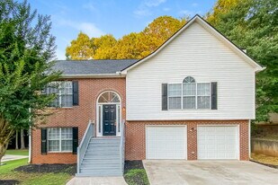 50 Harvard Dr in Covington, GA - Building Photo