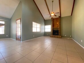 4713 Harvest Ln in El Paso, TX - Building Photo - Building Photo