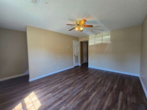113 Hickory Trace Rd in Clarksville, TN - Building Photo - Building Photo