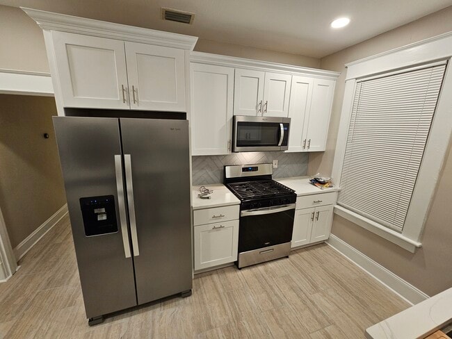 815 Maury Ave, Unit B in Norfolk, VA - Building Photo - Building Photo