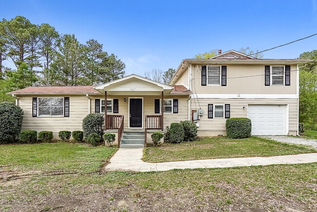 property at 3117 Parkwood Rd