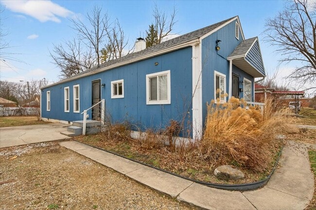 3610 N Emerson Ave in Indianapolis, IN - Building Photo - Building Photo