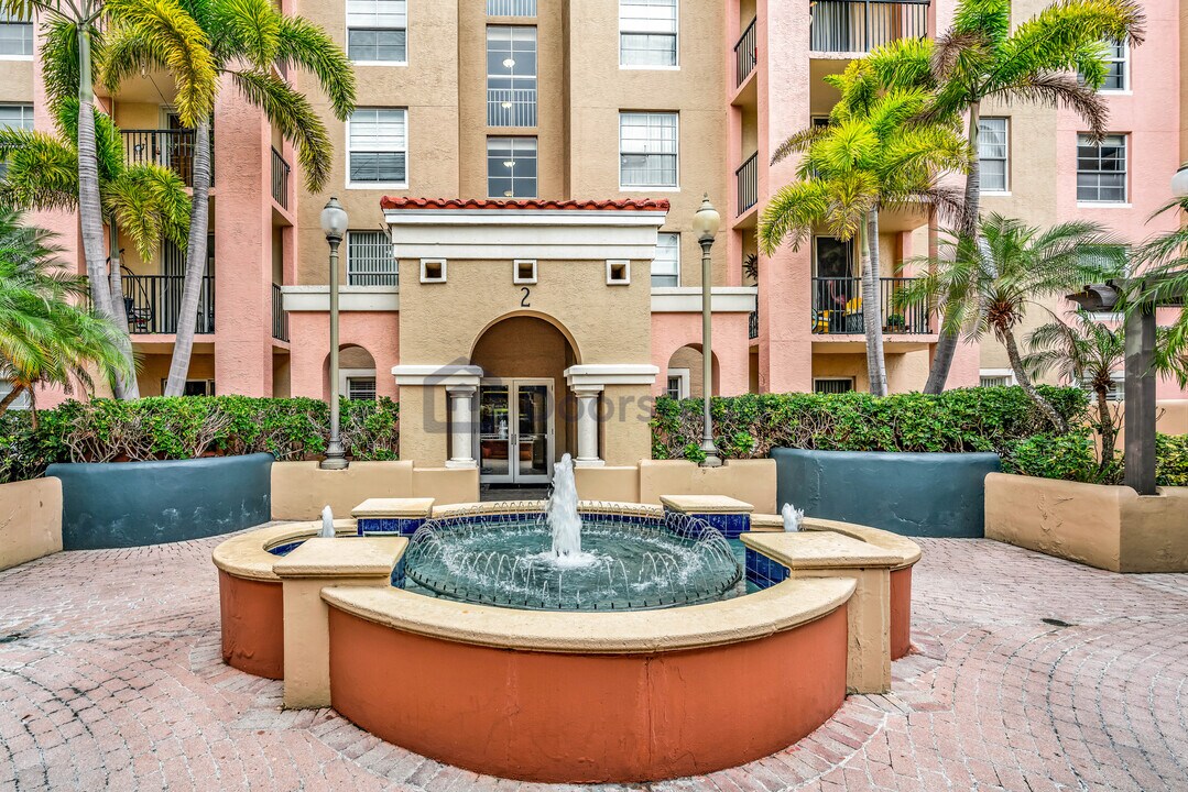 520 SE 5th Ave, Unit Apt 2409, in Fort Lauderdale, FL - Building Photo