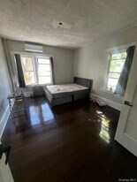 348 Garden Ave in Mount Vernon, NY - Building Photo