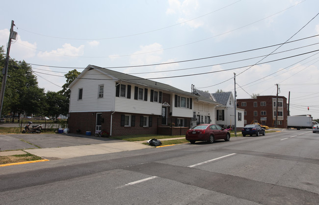 700 Motter Ave in Frederick, MD - Foto de edificio - Building Photo