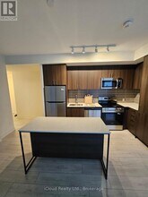 8020 Derry Rd in Milton, ON - Building Photo - Building Photo