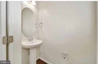 12815 Sutherby Ln in Germantown, MD - Building Photo - Building Photo