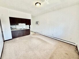 65 Woodlawn Ave in Chelsea, MA - Building Photo