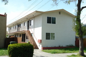 1132 Parker St in Berkeley, CA - Building Photo - Building Photo