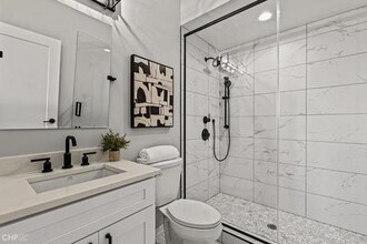 4758 S Indiana Ave in Chicago, IL - Foto de edificio - Building Photo