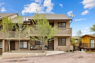 1004 E Goodwin St in Prescott, AZ - Building Photo - Interior Photo
