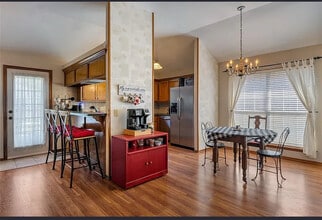 709 Golden Eagle Dr in Norman, OK - Building Photo - Building Photo