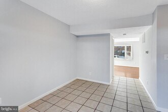 14653 Endsley Turn in Woodbridge, VA - Building Photo - Building Photo