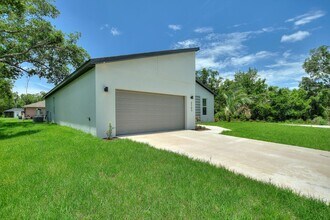 3703 Renick Ln in North Port, FL - Building Photo - Building Photo