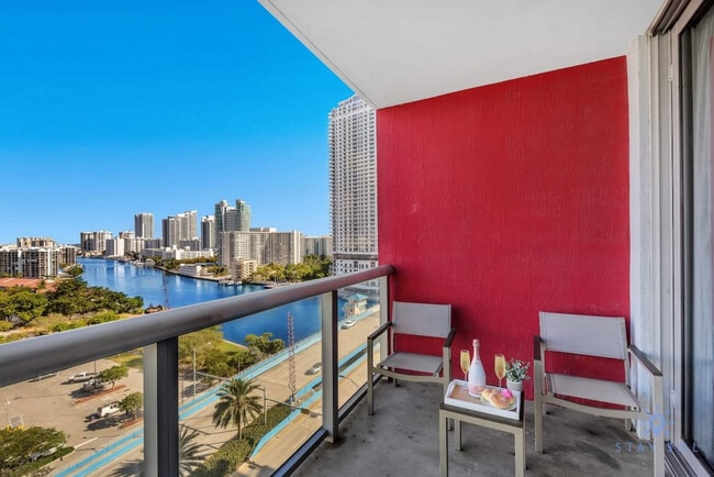 2602 E Hallandale Beach Blvd