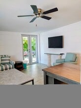 14 Hilton Haven Rd in Key West, FL - Building Photo - Building Photo