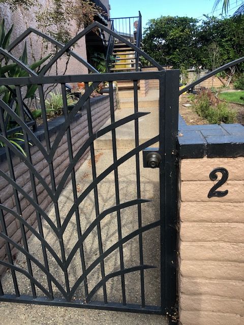 1190 W 24th St, Unit Apt 2 in San Pedro, CA - Building Photo - Building Photo