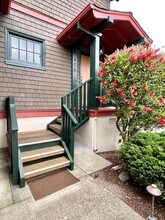 189 Central Ave in Pacific Grove, CA - Building Photo - Building Photo