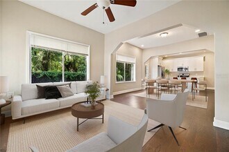 2708 N Mitchell Ave in Tampa, FL - Building Photo - Building Photo
