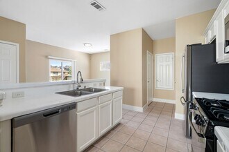 5909 Signal Point in Austin, TX - Building Photo - Building Photo