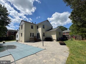 5600 Beam Ct in Bethesda, MD - Building Photo - Building Photo