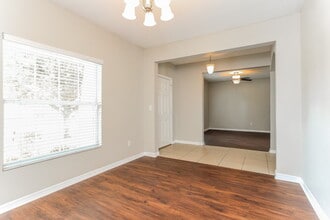 471 Jeffrey James Way in Apopka, FL - Foto de edificio - Building Photo