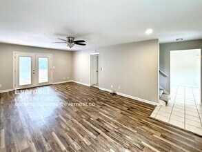 122 Brawley Dr in Owens Cross Roads, AL - Building Photo - Building Photo