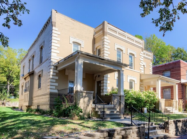 713 20th St, Unit 1915-2