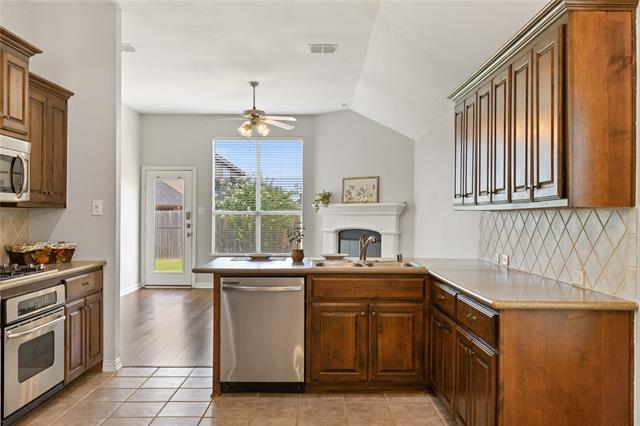 property at 2655 Lake Ridge Dr