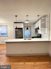 2827 W Queen Ln-Unit -A in Philadelphia, PA - Building Photo - Building Photo