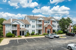 803 Corday at Naperville in Naperville, IL - Building Photo