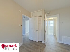 7204 Zephyr Pl in Maplewood, MO - Building Photo - Building Photo