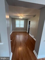 1127 S Merrimac Rd in Camden, NJ - Building Photo