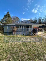901 Westover Dr SW in Cleveland, TN - Building Photo