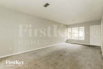 1025 Sunrise Ct in Lakeland, FL - Building Photo - Building Photo