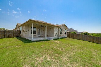 421 Tula Trail in Leander, TX - Building Photo - Building Photo