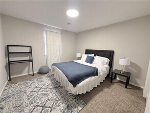 909 Durham Pl in Bentonville, AR - Building Photo - Building Photo