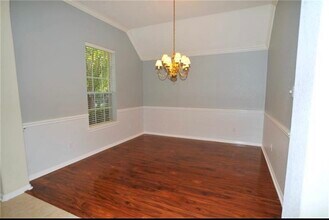 1030 Walnut Pointe in League City, TX - Foto de edificio - Building Photo