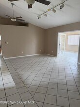 1337 Helvenston St NW in Palm Bay, FL - Building Photo - Building Photo