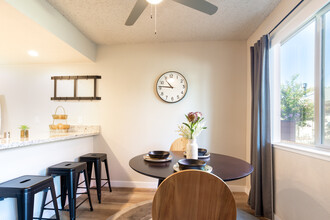 The Parc Apartments in Vacaville, CA - Building Photo - Interior Photo