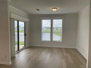 34904 Robins Song Rd in Zephyrhills, FL - Building Photo - Building Photo