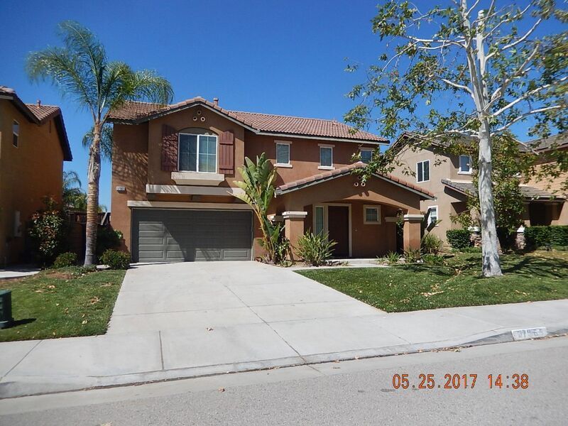 37965 Encanto Rd in Murrieta, CA - Building Photo
