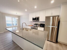 990 Stillwater Blvd NW in Edmonton, AB - Building Photo