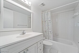 307 Goodlette-Frank Rd in Naples, FL - Building Photo - Building Photo