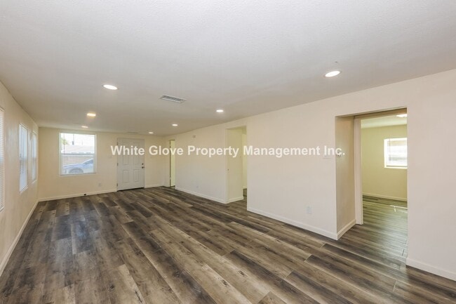 7585 Knott Ave in Buena Park, CA - Building Photo - Building Photo