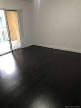 949 Riverside Dr-Unit -421 in Coral Springs, FL - Building Photo - Building Photo