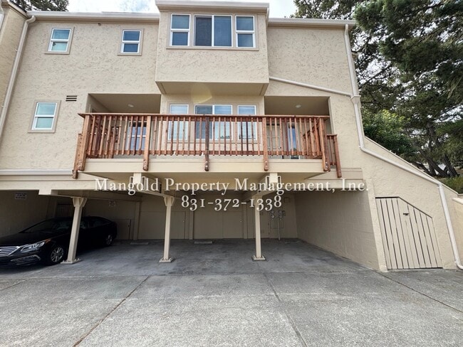 834 Alice St in Monterey, CA - Building Photo - Building Photo