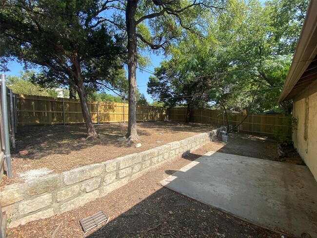 11204 Brushy Glen Dr in Austin, TX - Building Photo - Building Photo